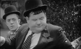 Laurel and Hardy -  PERFECT DAY 1929